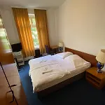 Otel Maerkischer Hof Berlin