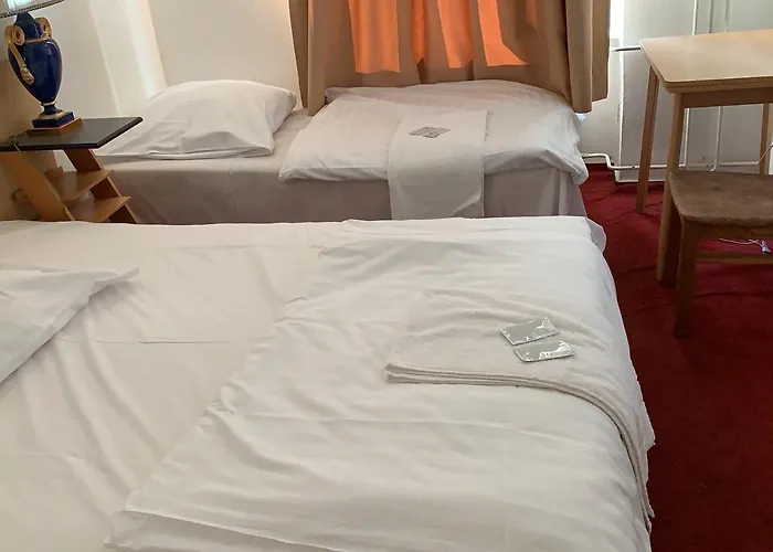 Hotel Maerkischer Hof 2*