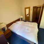 Hotel Maerkischer Hof 2*