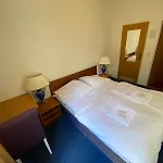 Maerkischer Hof Hotel 2*