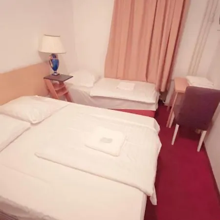 Maerkischer Hof Hotel