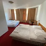 Maerkischer Hof Hotel 2*
